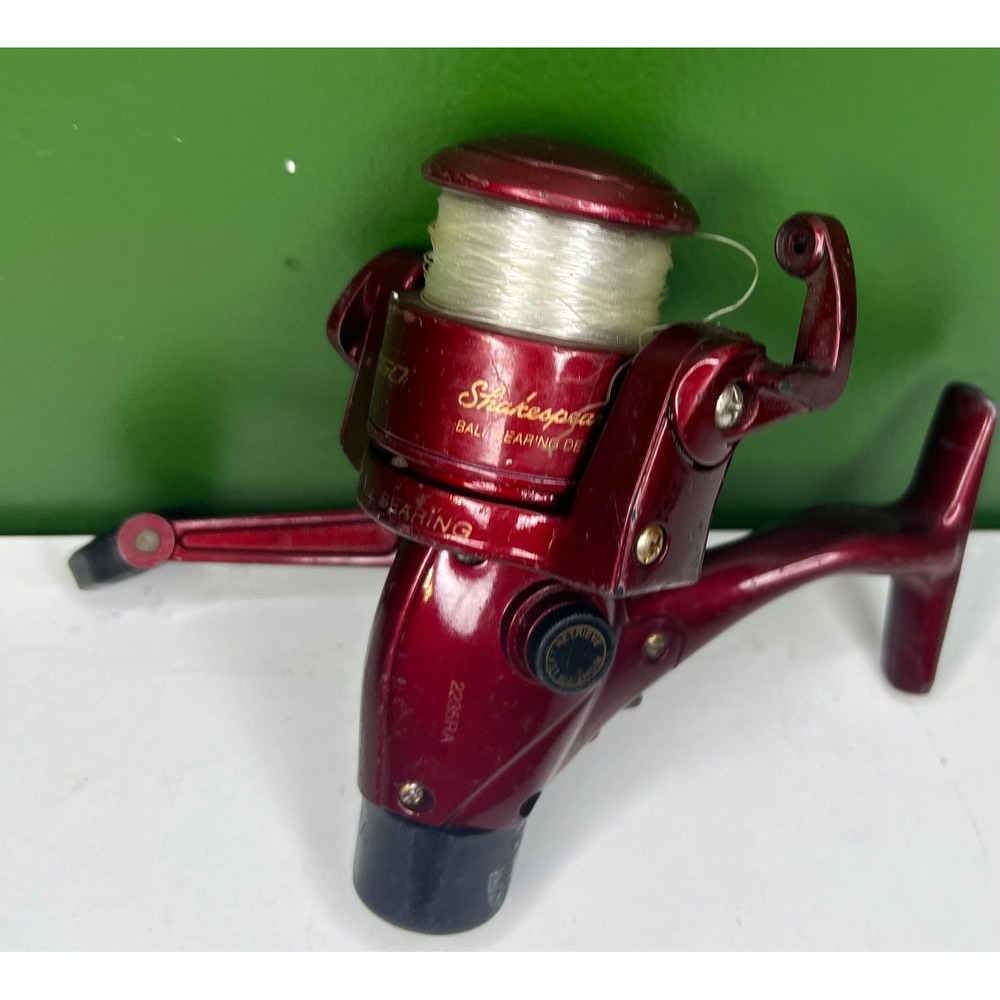 Shakespeare Durango 2235RA Spinning Reel Burgundy Rear Drag Ball Bearing Design
